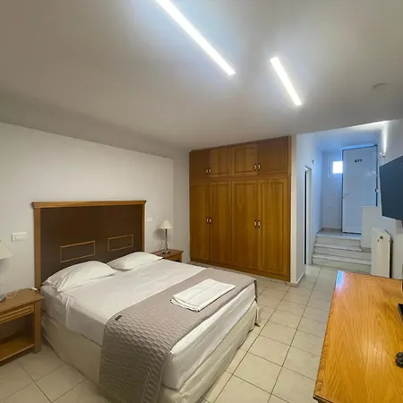 Danae Hotel Aegina Exterior photo