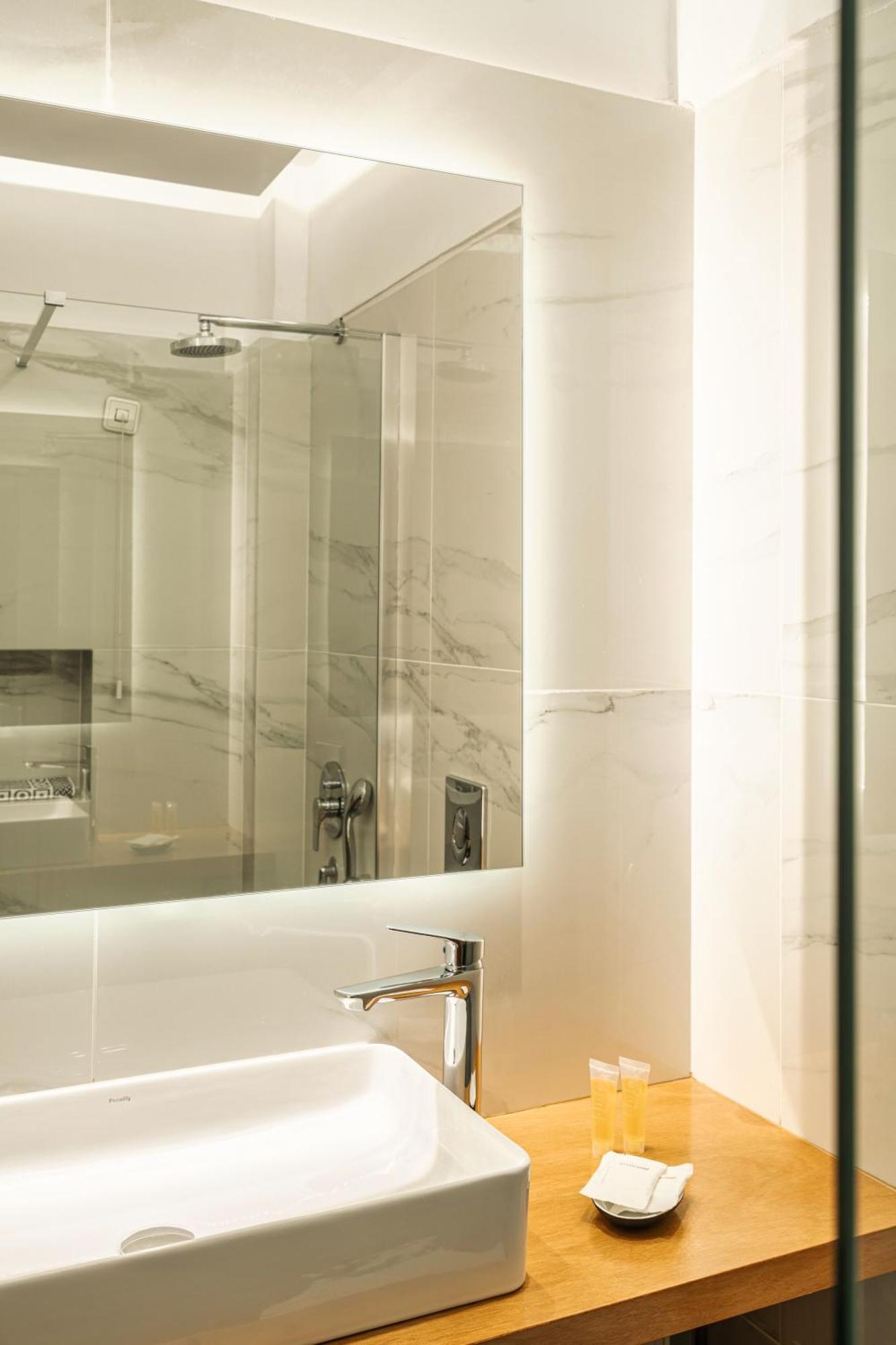 Hotel Danae 3*