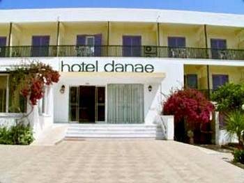 Danae Otel Aegina